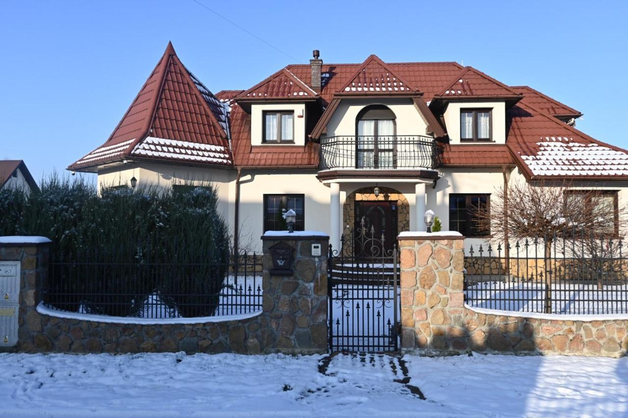 Villa Sophie Zabno Eksteriør billede