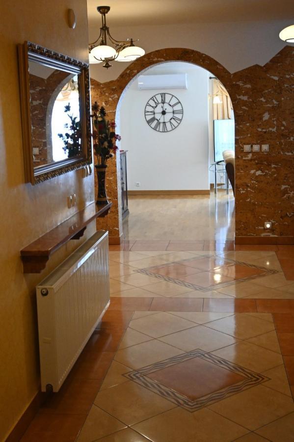 Villa Sophie Zabno Eksteriør billede